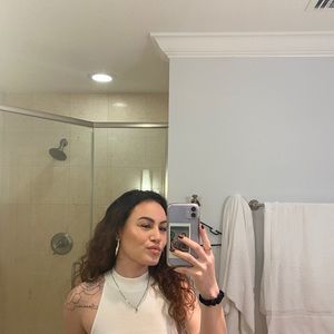 Meet your Posher, Kayla